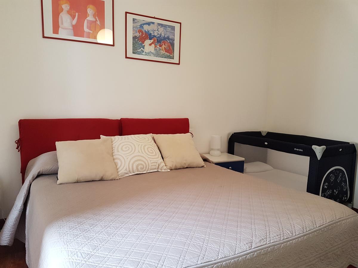 Bed & Parking Apartment Palermo Exterior foto
