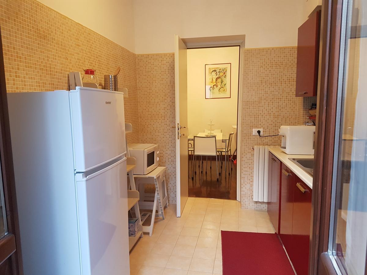 Bed & Parking Apartment Palermo Exterior foto